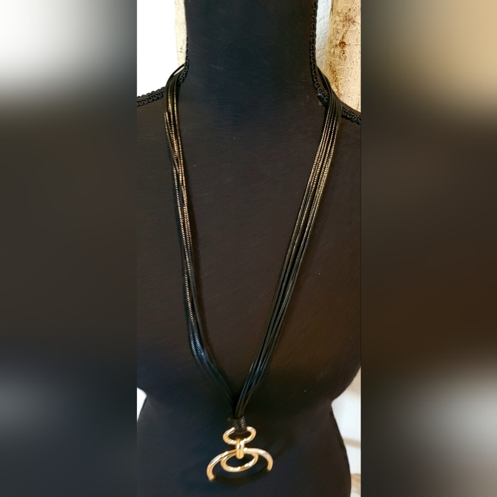 Circle Statement Necklace - image 4